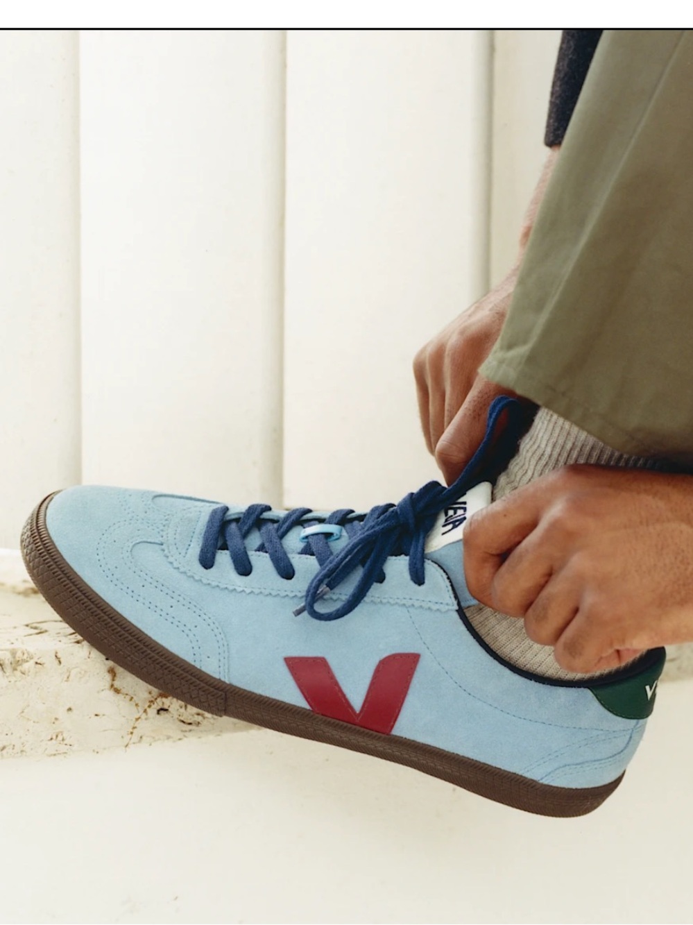 Veja Volley Suede Sneakers in Aqua with Marsala V Men’s size 8